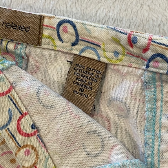 Retro Fun Colorful Print Skirt With A Flare - Picture 7 of 12